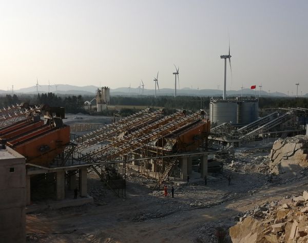 1000tph granite aggregate sand making combined crushing and screening plant in Fujian, China